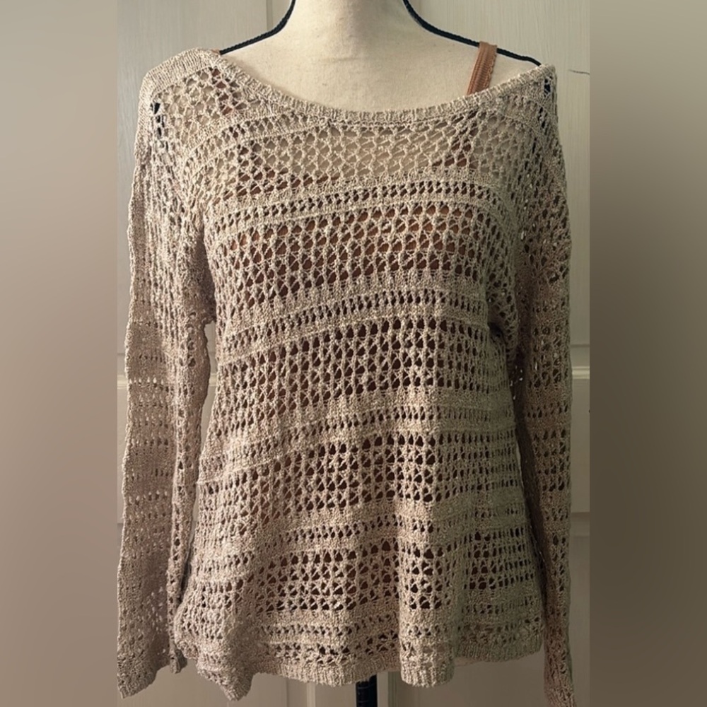 US Sweaters crochet Sz L light brown pullover casual light long sleeves top